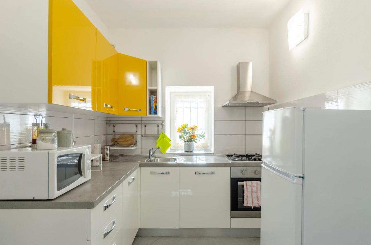 Alla Casa Rosa, Peaceful Apartment Surrounded By Greenery With Free Parking, Wifi & Air Conditioning Rapallo Exterior foto