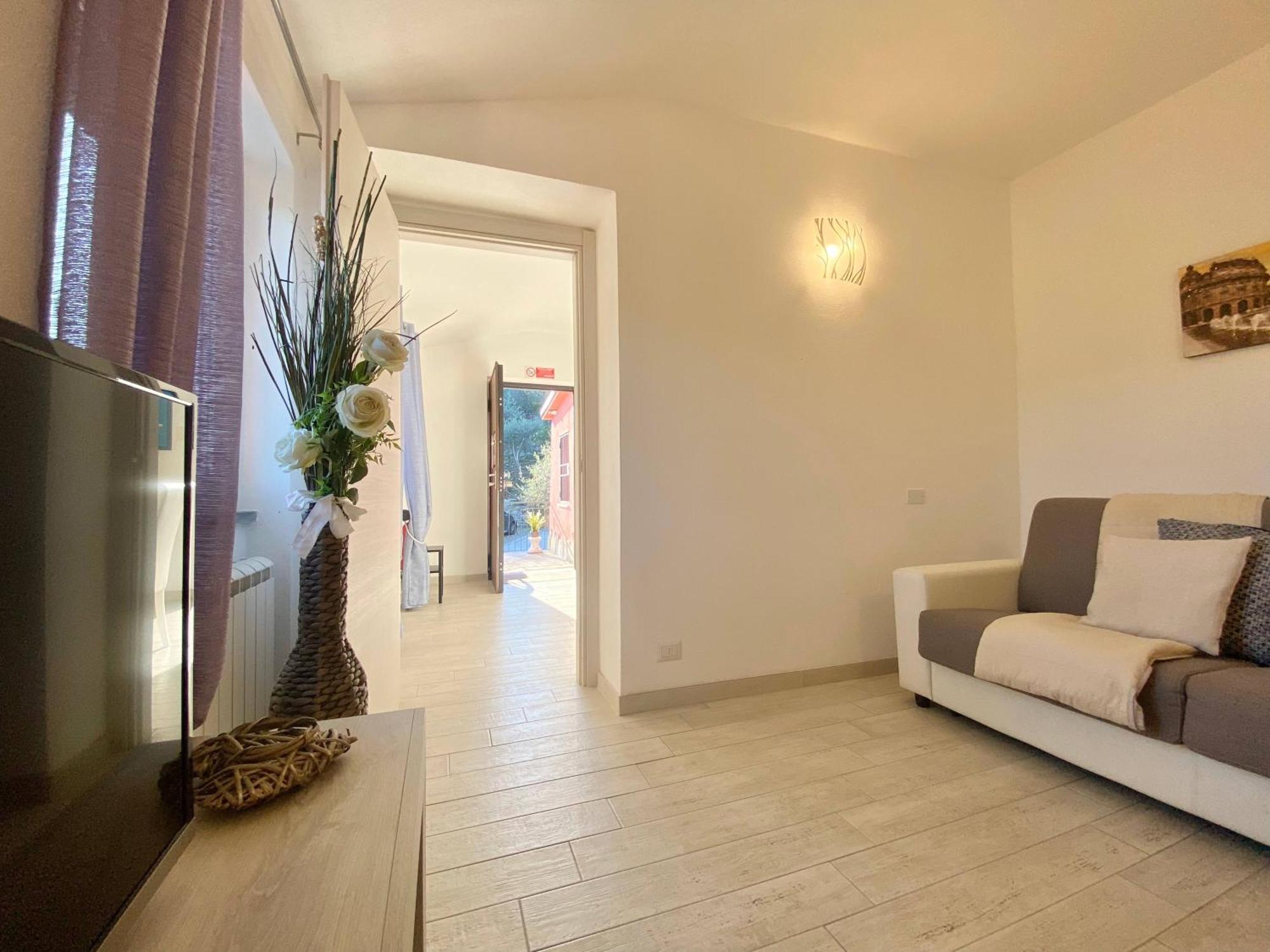 Alla Casa Rosa, Peaceful Apartment Surrounded By Greenery With Free Parking, Wifi & Air Conditioning Rapallo Exterior foto